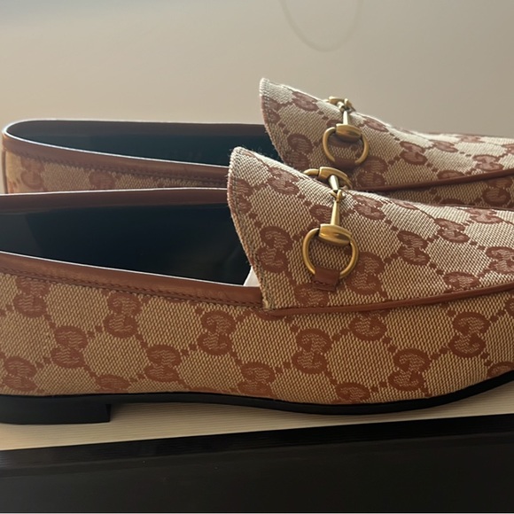 GUCCI BRAND NEW Authentic GG Canvas Loafers - Size 8 - Picture 3 of 5